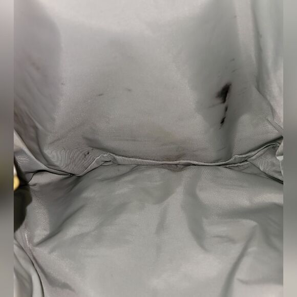 Kipling Expandable Messenger Crossbody Bag in Great Condition - Picture 7 of 12